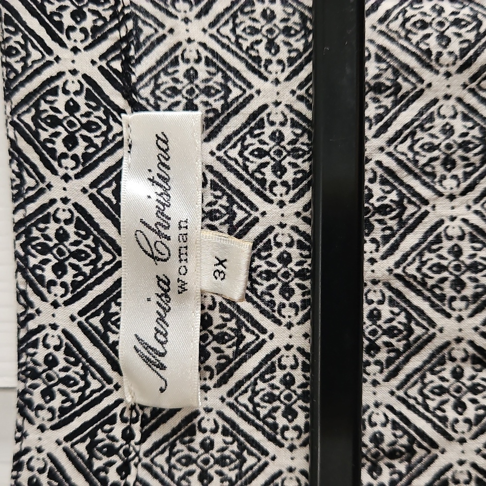SALE! Marisa Christina Black and White Patterned Top - Picture 2 of 4
